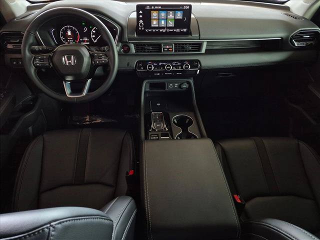 Certified 2025 Honda Pilot EX-L image 16