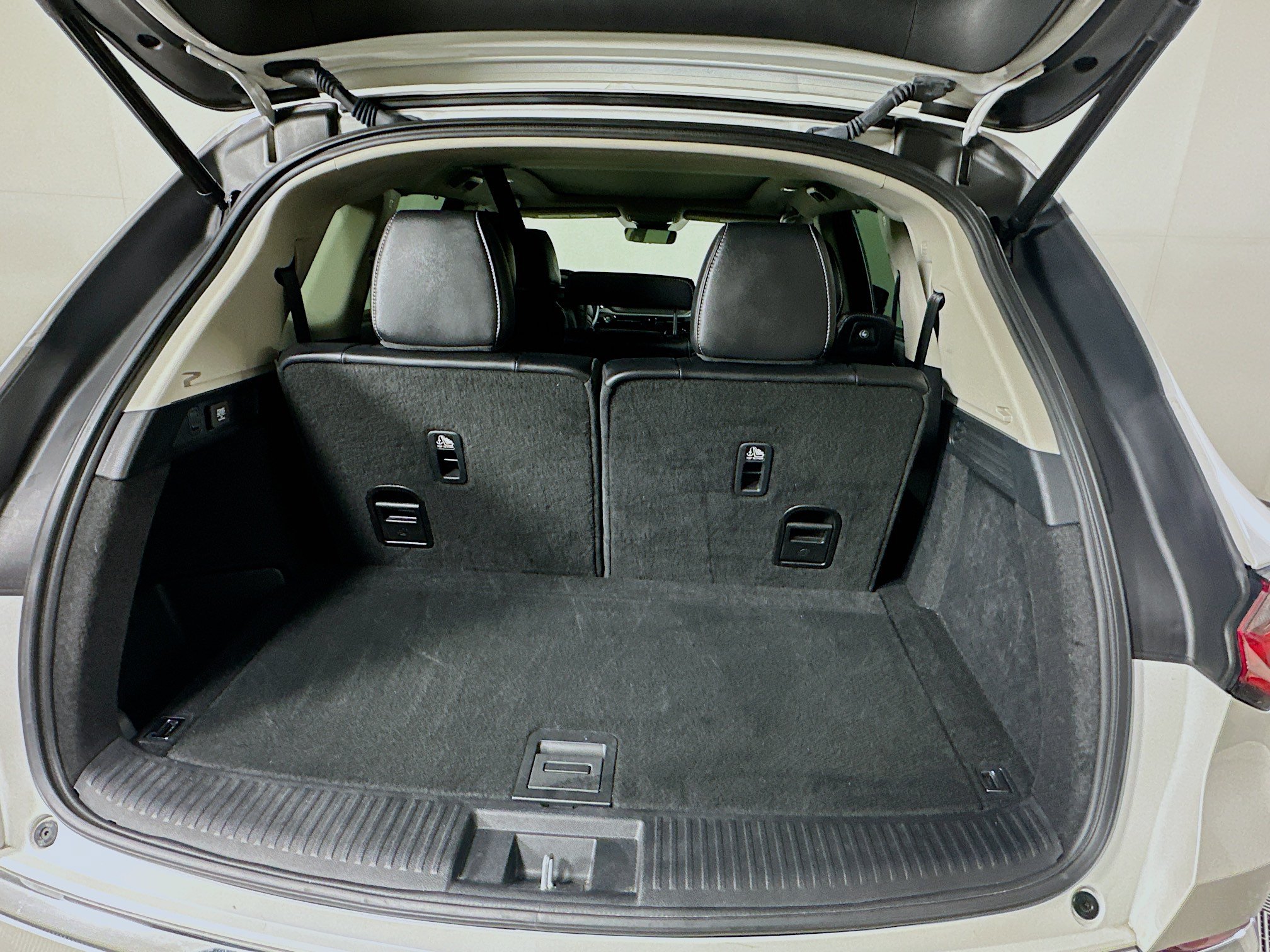 Used 2023 Acura MDX SH-AWD w/ Technology Package image 31