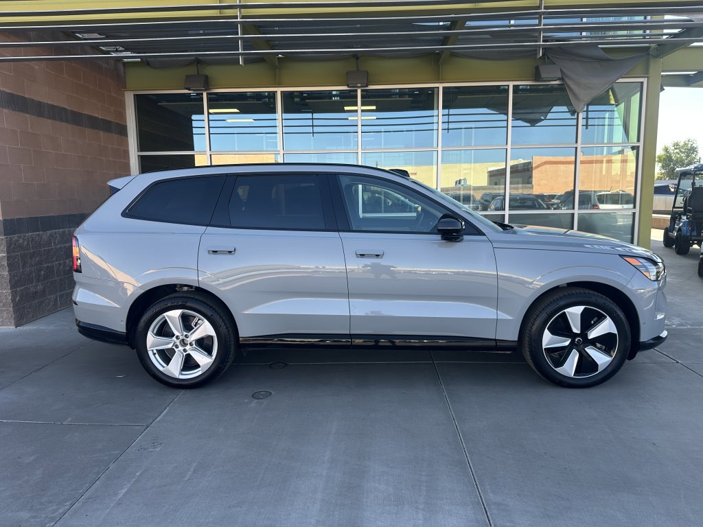 Used 2025 Volvo EX90 Plus AWD/4WD image 7