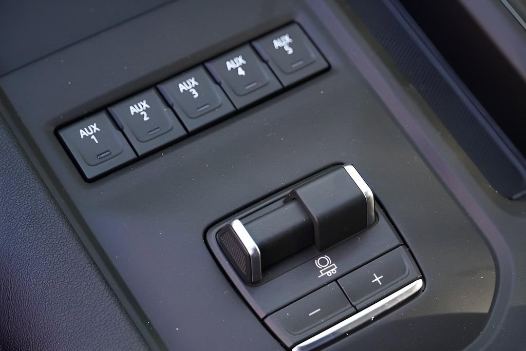 New 2026 GMC Sierra 2500 AT4 w/ AT4 Premium Plus Package image 31