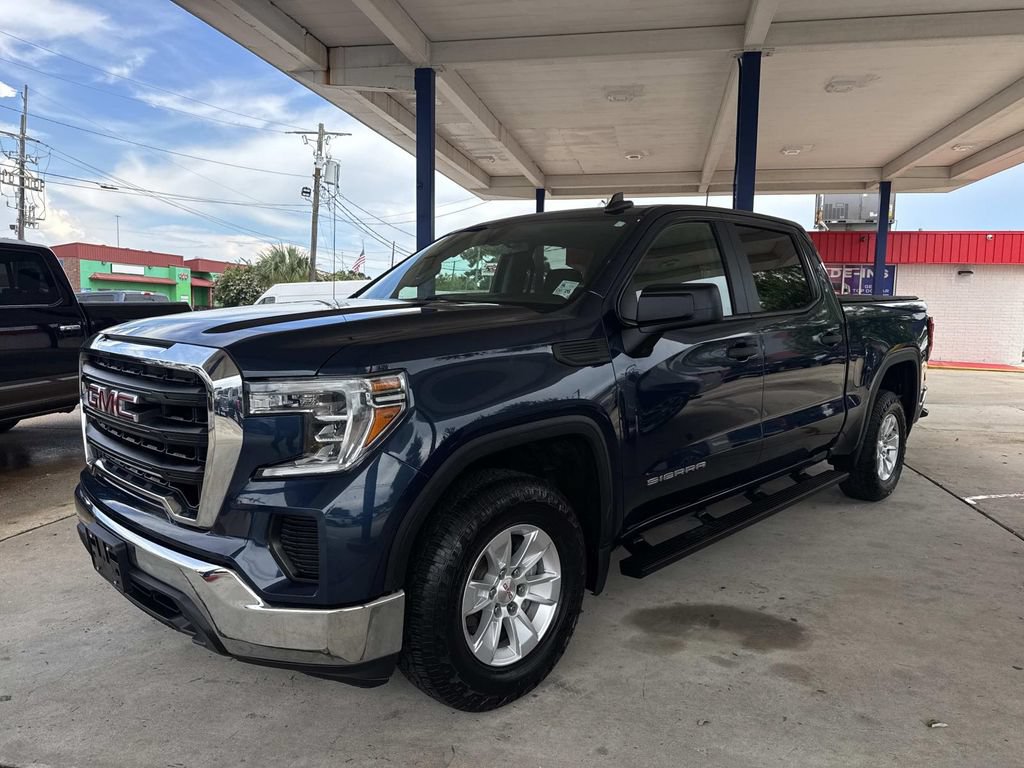 Used 2020 GMC Sierra 1500 2WD Crew Cab w/ Sierra Value Package image 3
