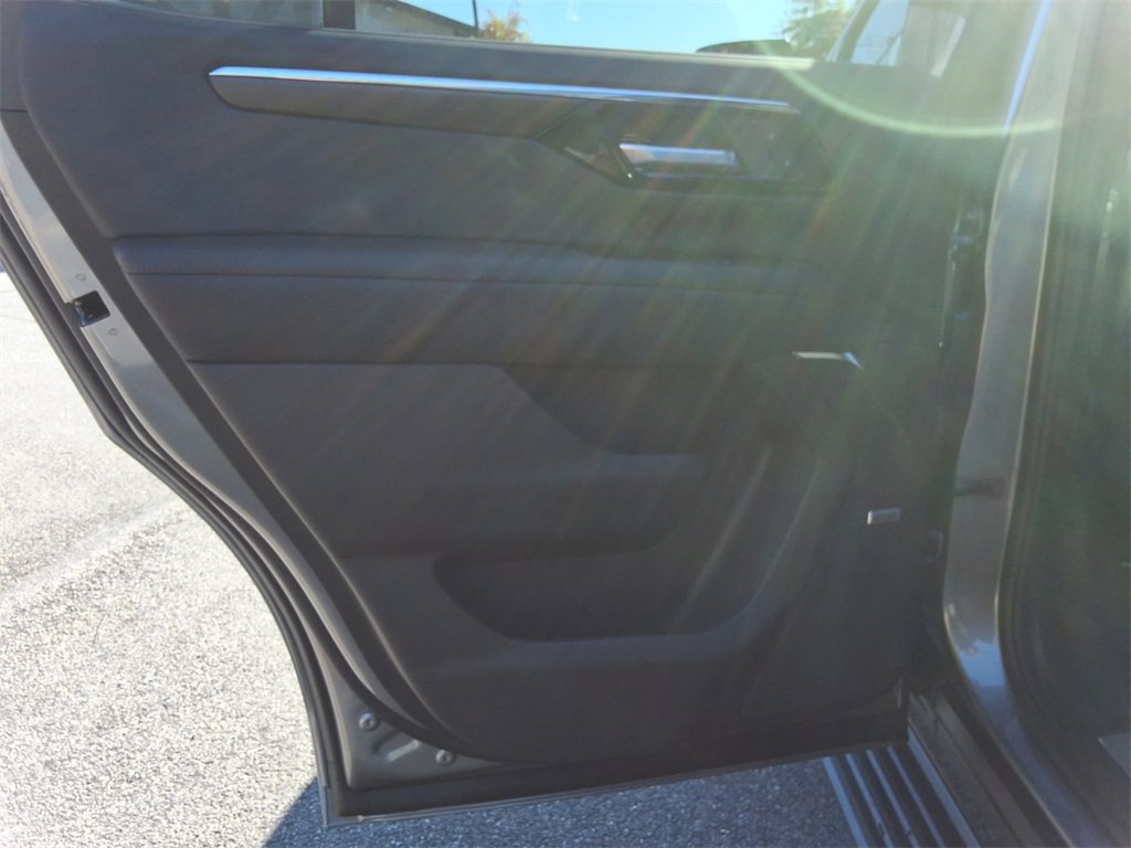 New 2026 Chevrolet Tahoe High Country image 18