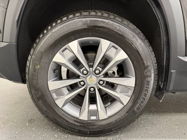 Used 2026 Chevrolet Equinox LT AWD/4WD image 21