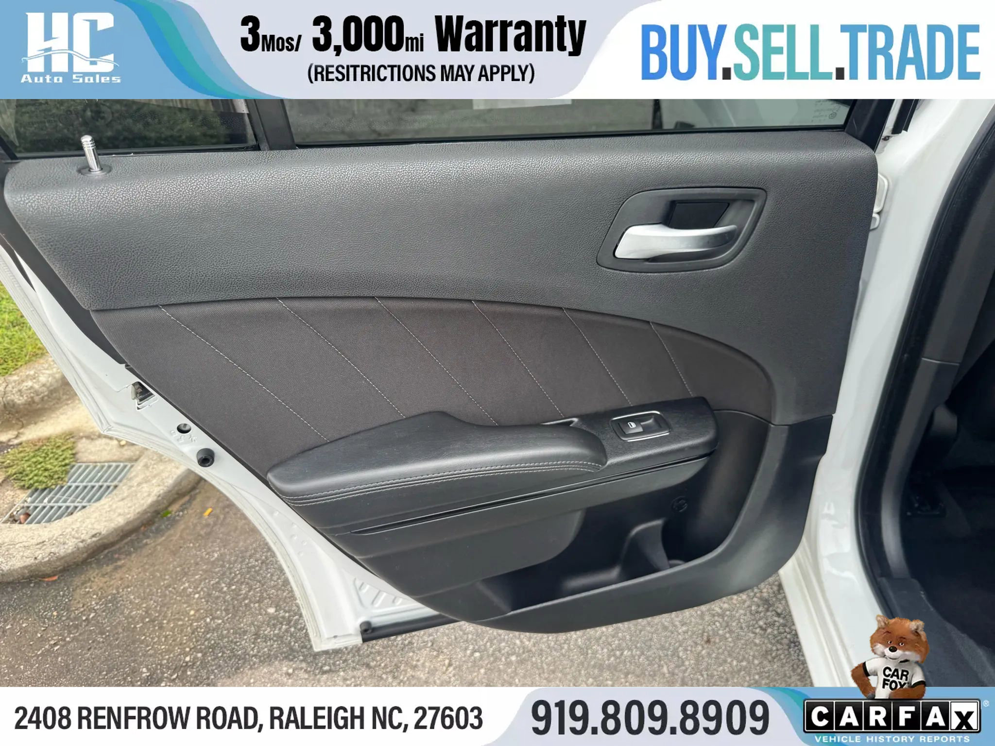 Used 2017 Dodge Charger SXT w/ Blacktop Package image 16