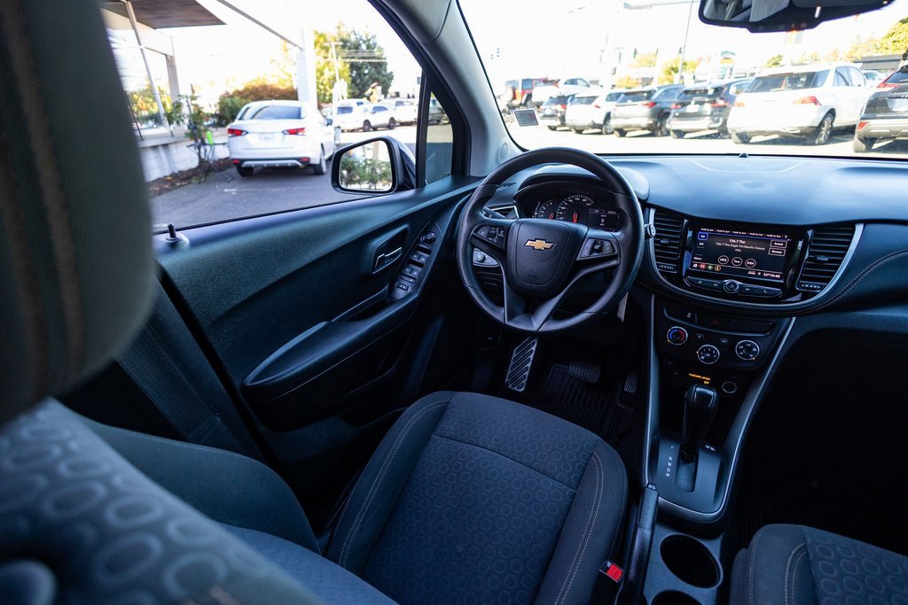 Used 2020 Chevrolet Trax LS w/ Tint and Cruise Package image 19