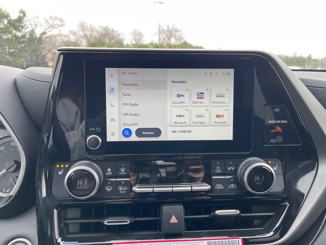 Used 2024 Toyota Highlander XLE image 23