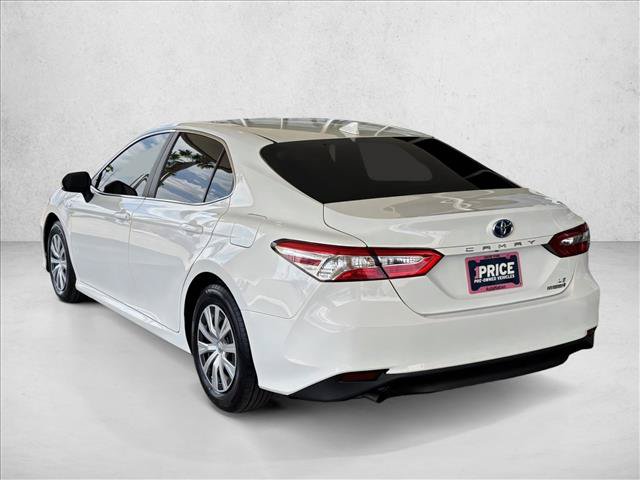Used 2020 Toyota Camry LE w/ Sunroof Package FWD image 3