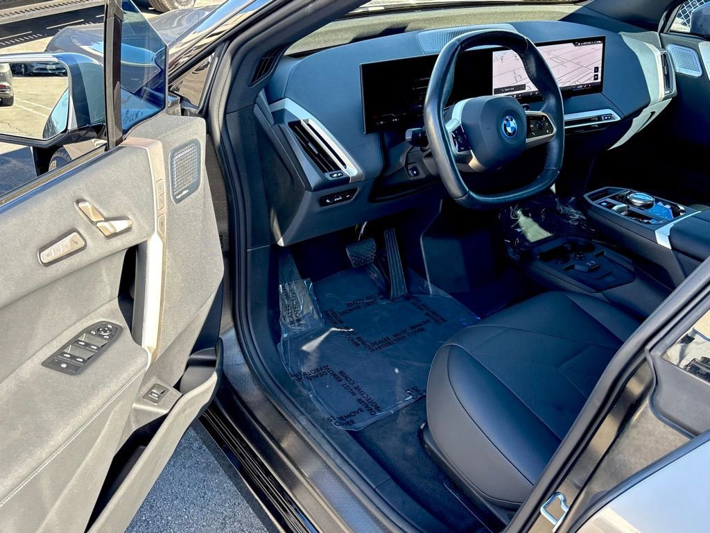 Used 2024 BMW iX M60 image 10
