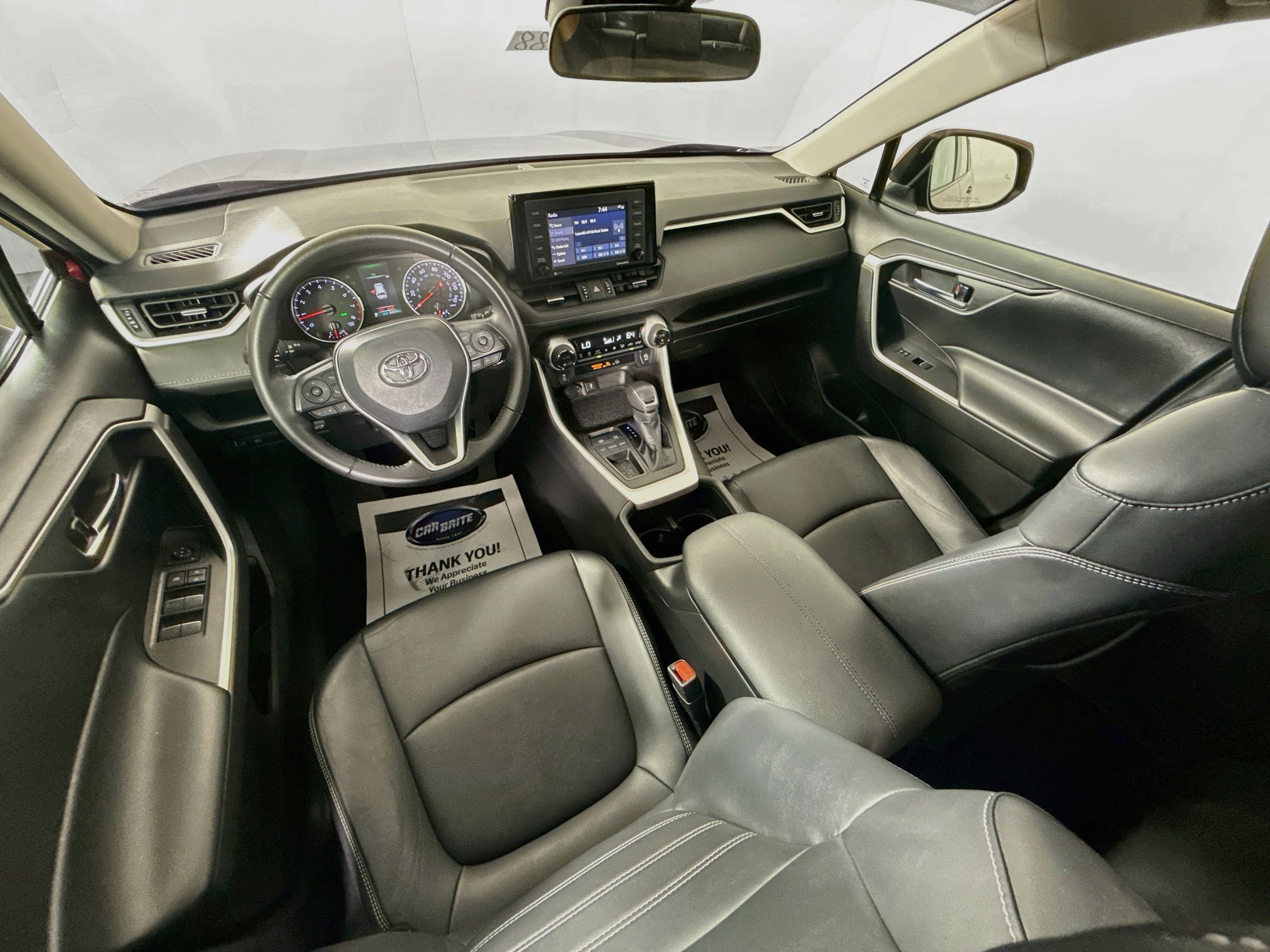Certified 2022 Toyota RAV4 XLE Premium FWD image 22