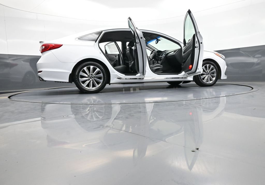 Used 2016 Hyundai Sonata Sport w/ Option Group 03 FWD image 48