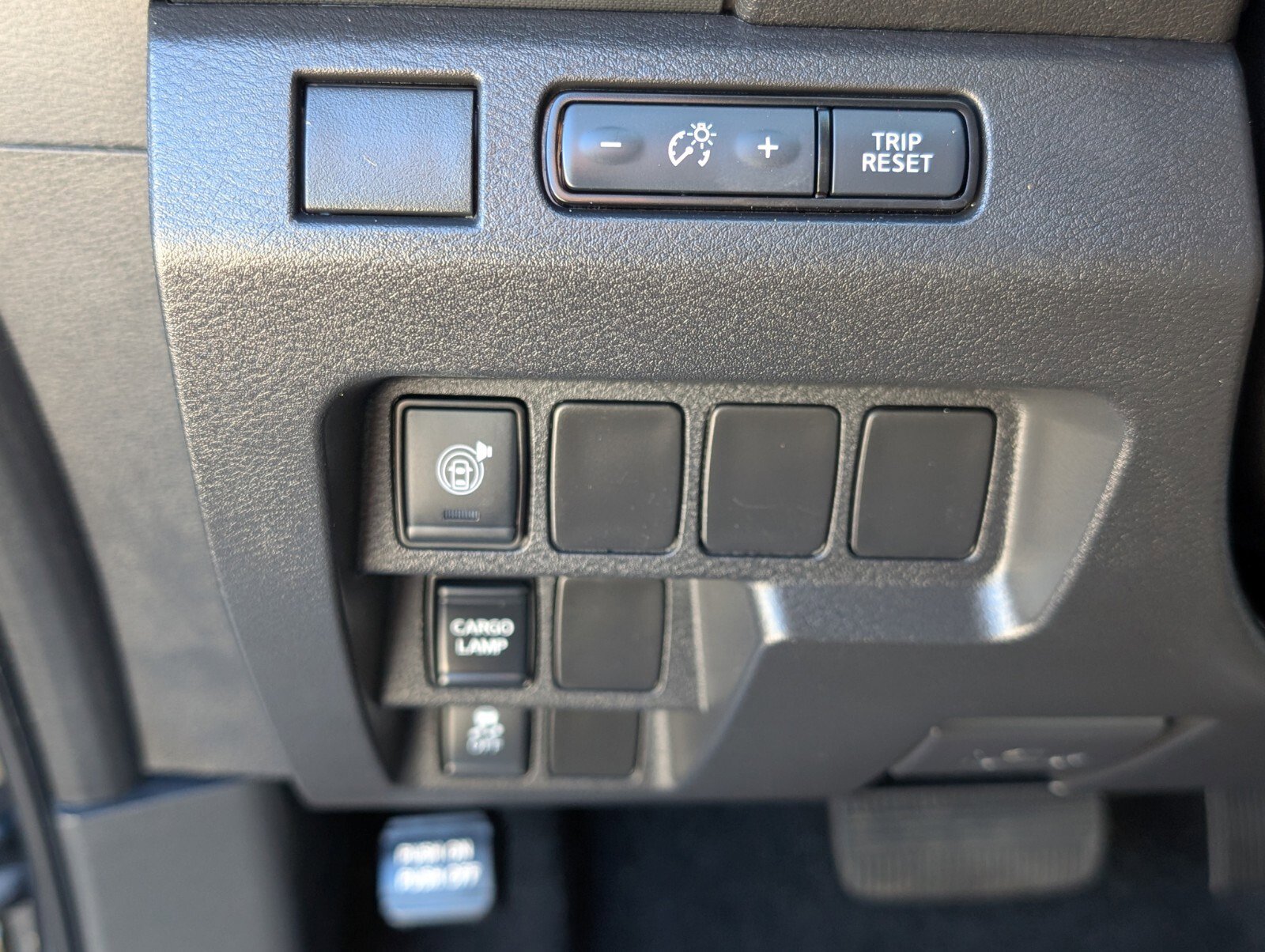 Certified 2024 Nissan Frontier SV w/ Technology Package image 30