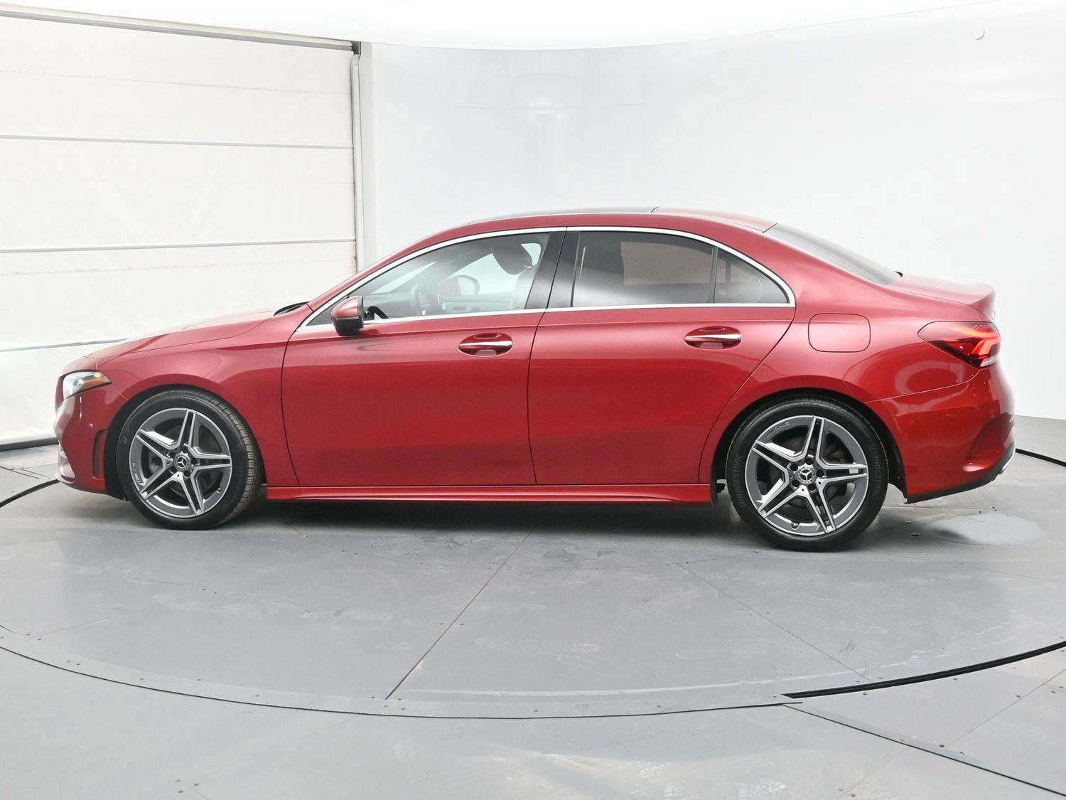 Used 2022 Mercedes-Benz A 220 4MATIC image 26