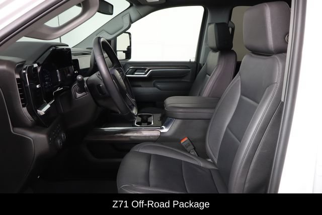 Used 2025 Chevrolet Silverado 2500 LTZ w/ LTZ Plus Package AWD/4WD image 13