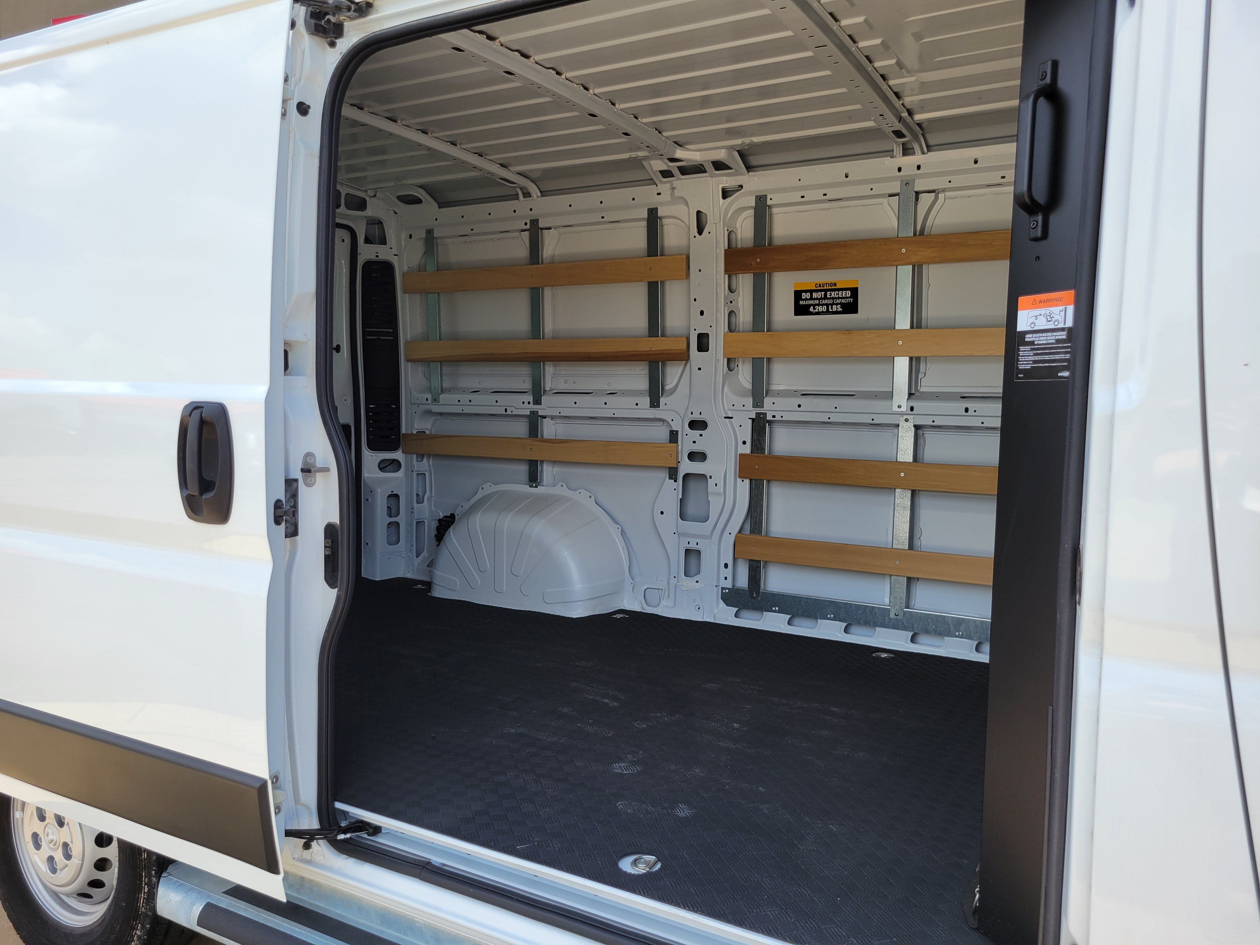 Used 2026 RAM ProMaster 3500 w/ Quick Order Package 22H SLT+ FWD image 16