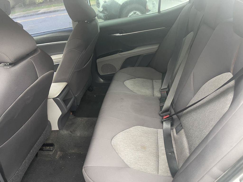 Used 2019 Toyota Camry LE FWD image 21