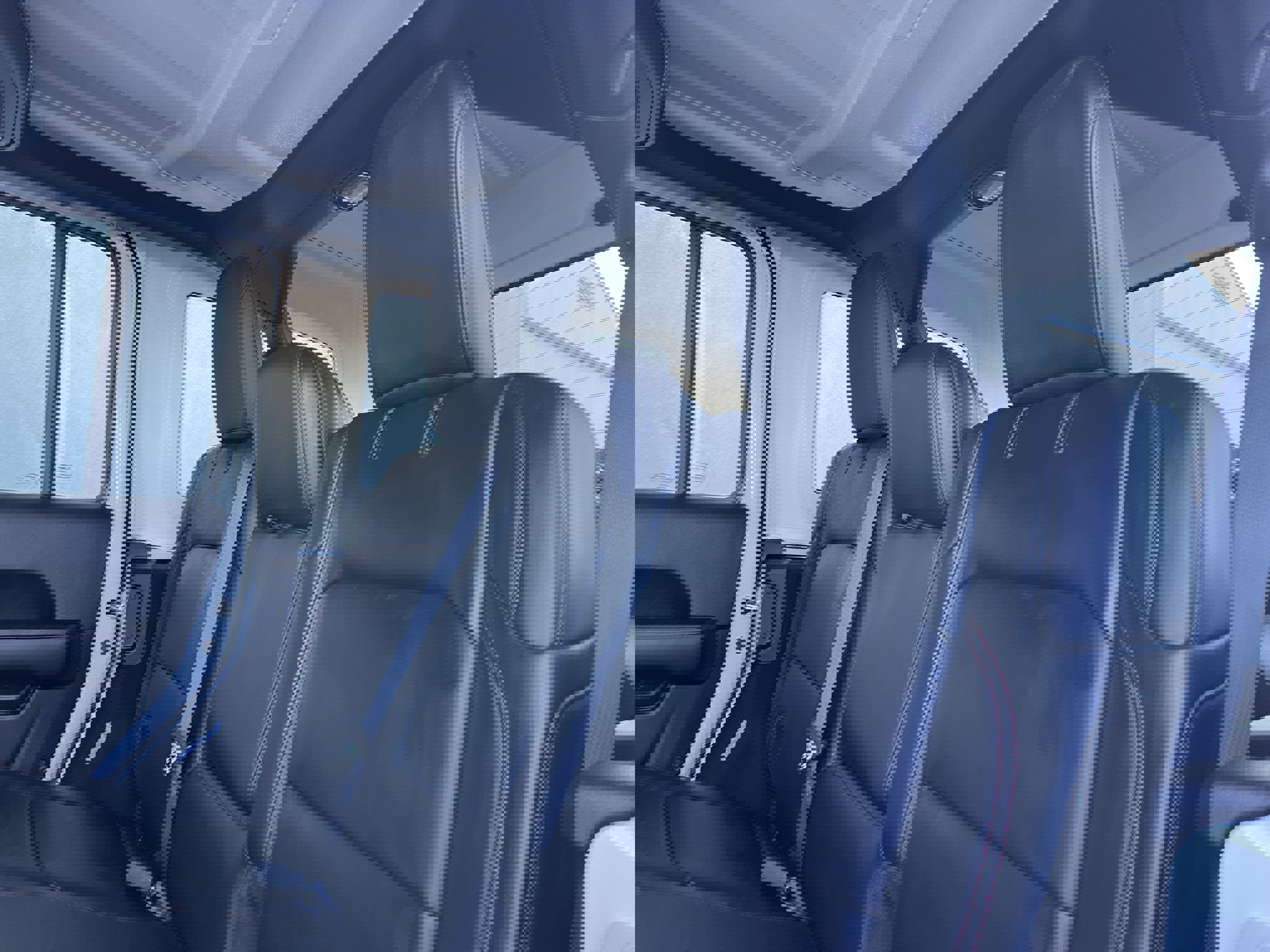 New 2026 Jeep Wrangler Unlimited Rubicon w/ Technology Group image 18