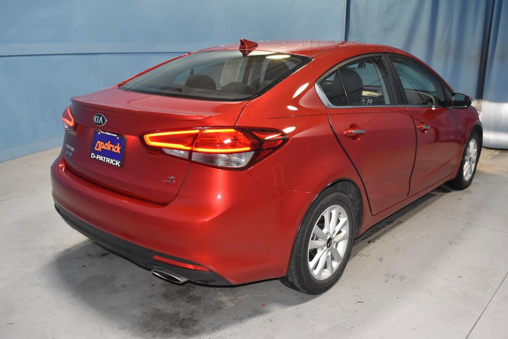 Used 2017 Kia Forte S w/ S Technology Package image 25