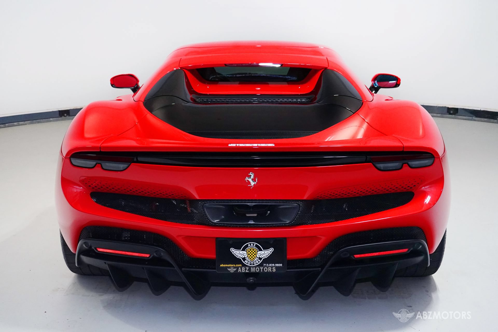 Used 2025 Ferrari 296 GTS RWD image 8