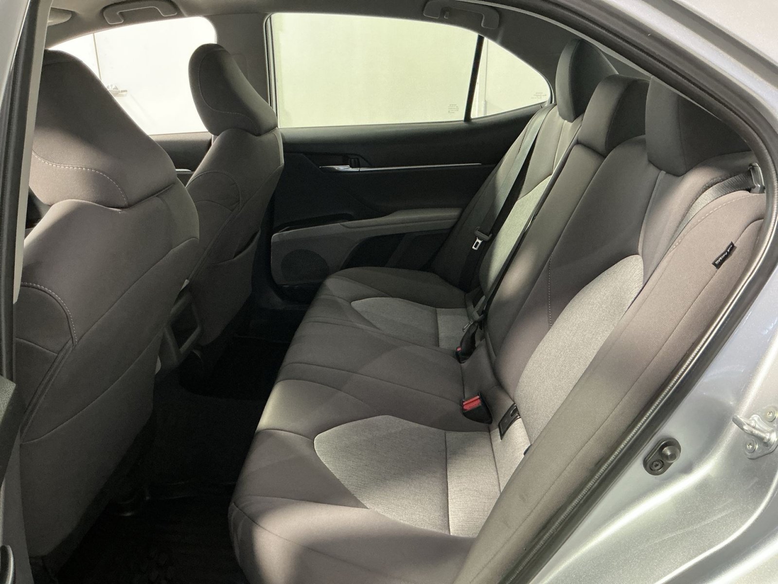 Used 2024 Toyota Camry LE FWD image 23
