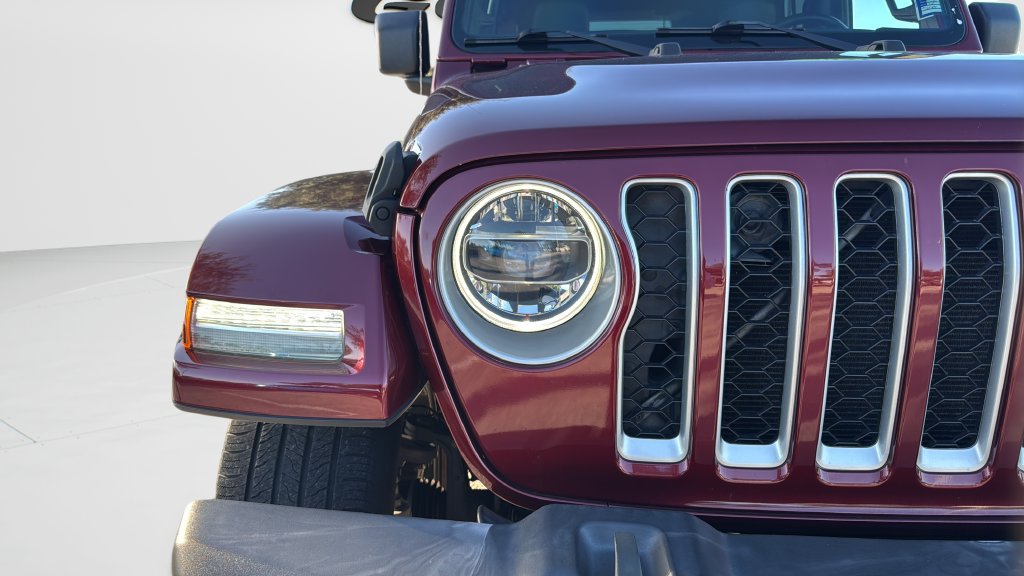 Used 2021 Jeep Wrangler Unlimited Sahara AWD/4WD image 34