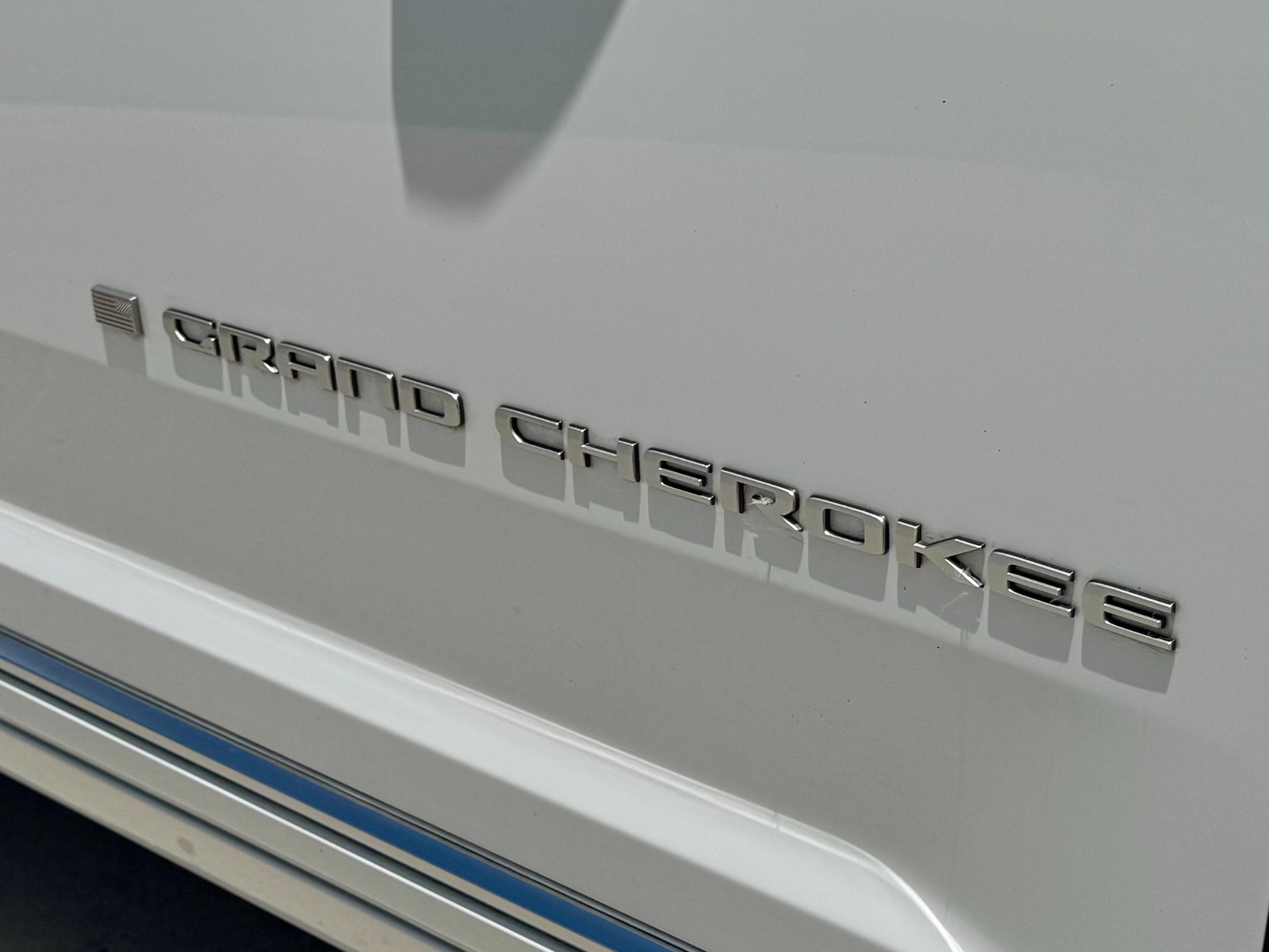 Used 2025 Jeep Grand Cherokee Summit AWD/4WD image 69