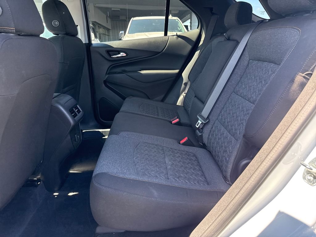 Used 2024 Chevrolet Equinox LT FWD image 27