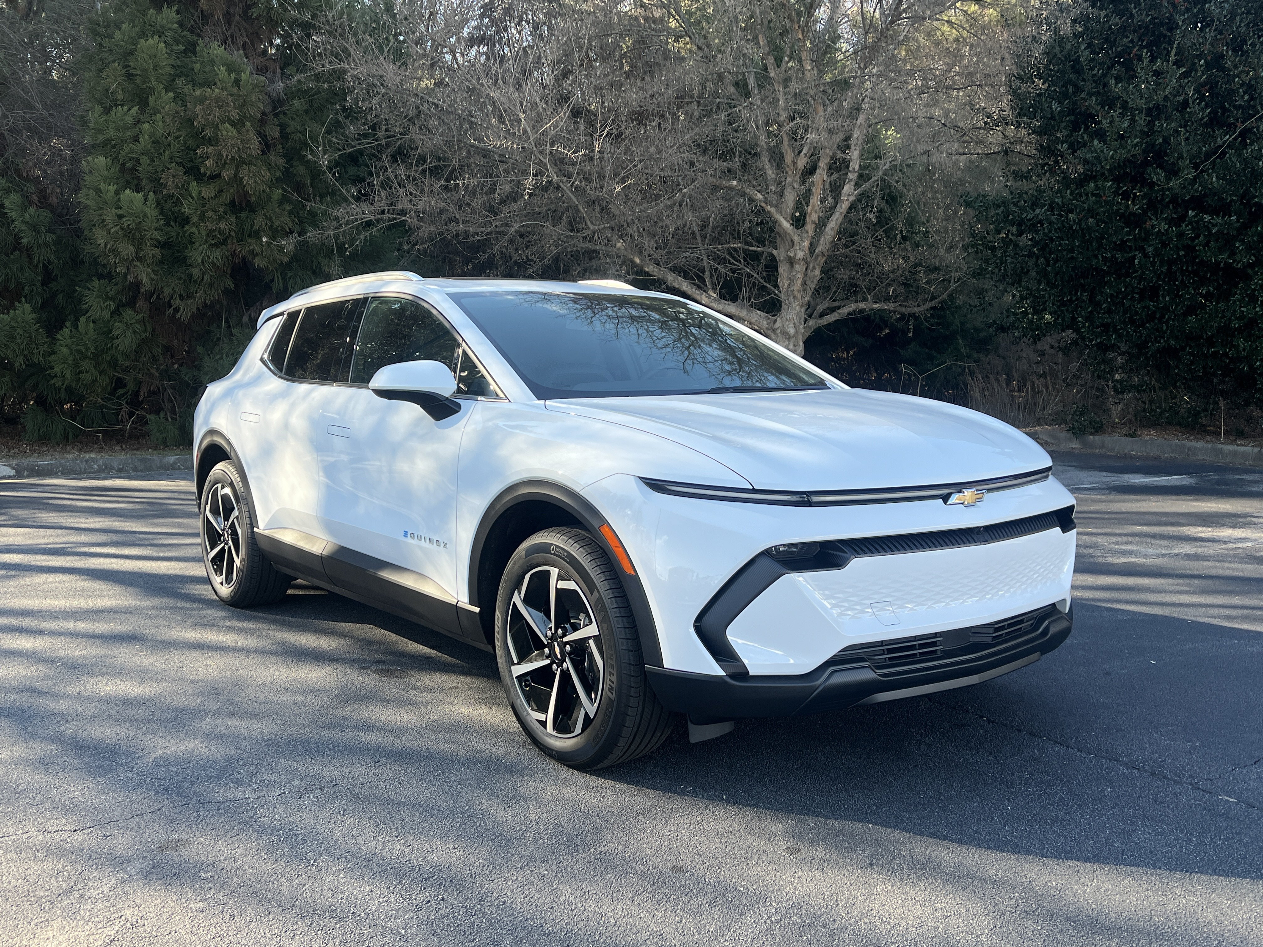 New 2026 Chevrolet Equinox EV LT AWD/4WD image 2
