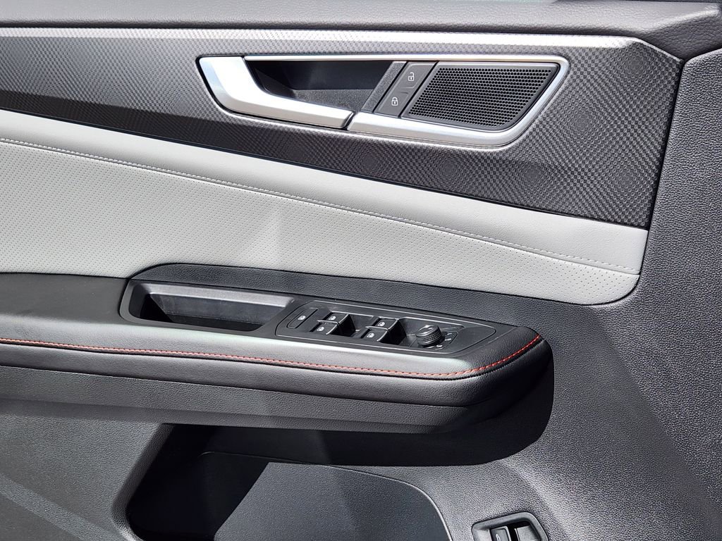 New 2026 Volkswagen Atlas Peak Edition image 11