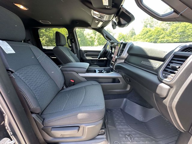 New 2026 RAM 3500 Big Horn AWD/4WD image 23