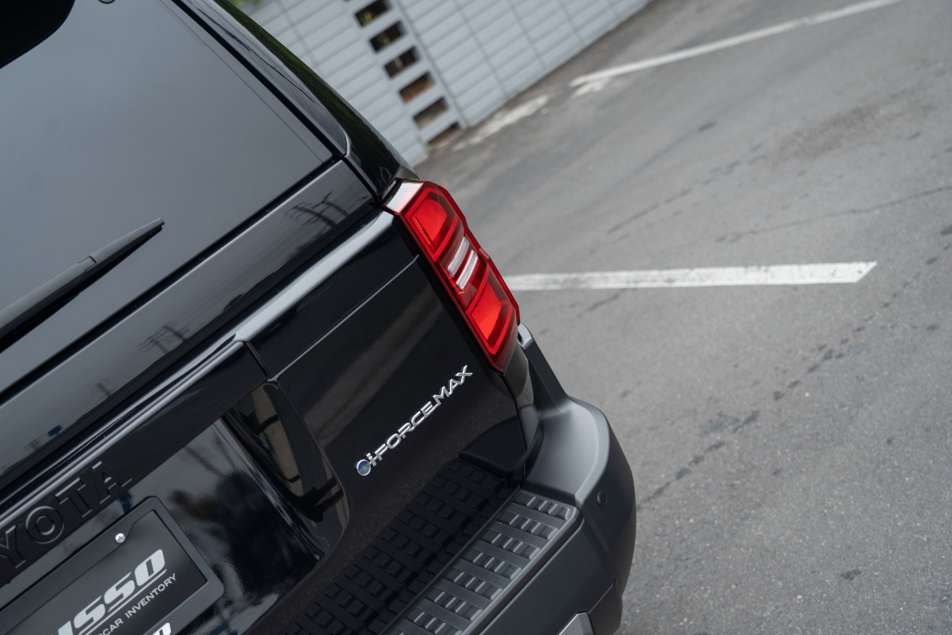 Used 2024 Toyota Land Cruiser image 28