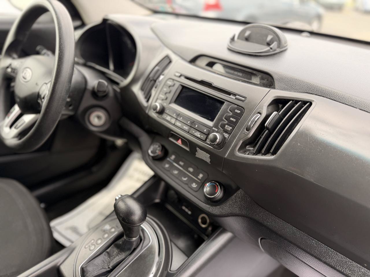 Used 2012 Kia Sportage LX FWD image 34