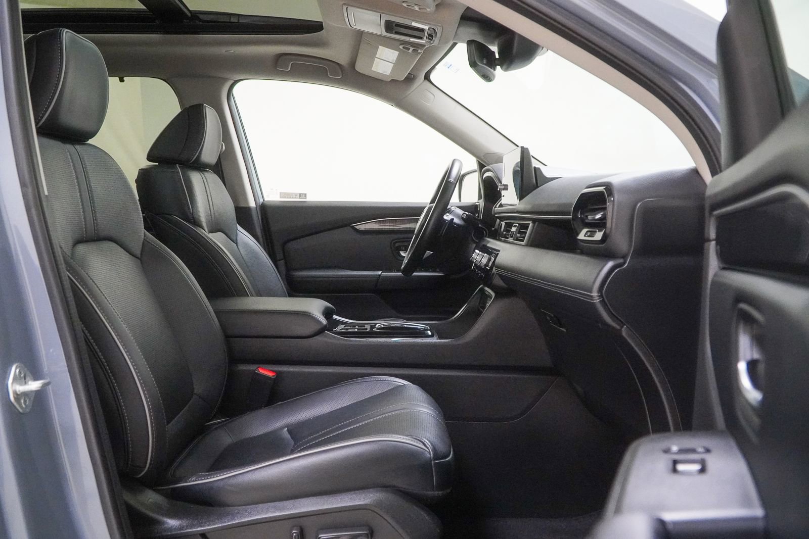 Used 2023 Honda Pilot Elite image 38