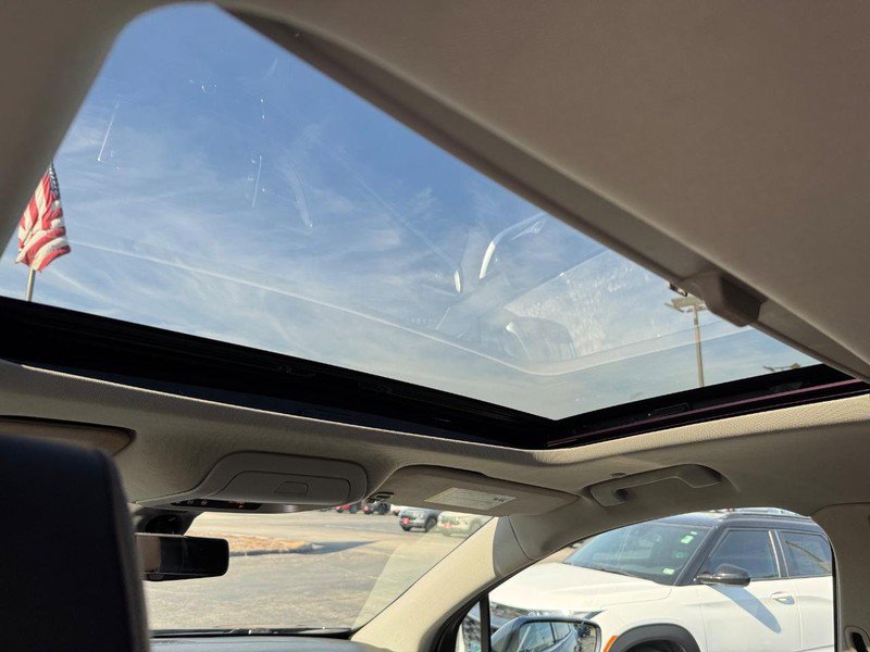 Certified 2019 Buick Enclave Avenir w/ Avenir Technology Package image 13