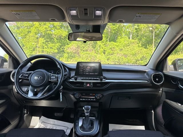 Used 2019 Kia Forte S w/ S Premium Package FWD image 12