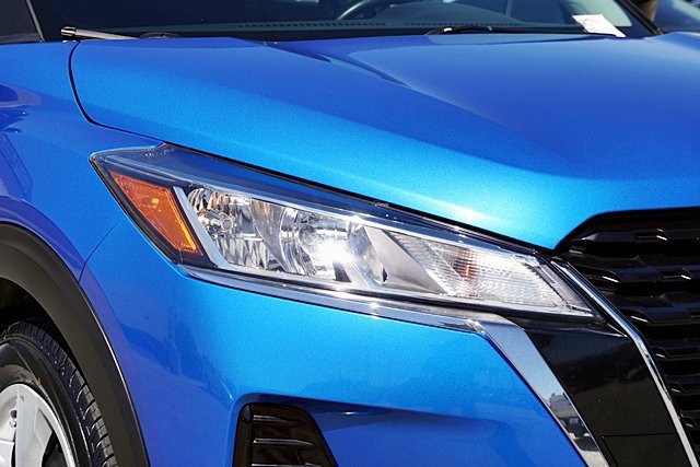 Certified 2024 Nissan Kicks S FWD image 12