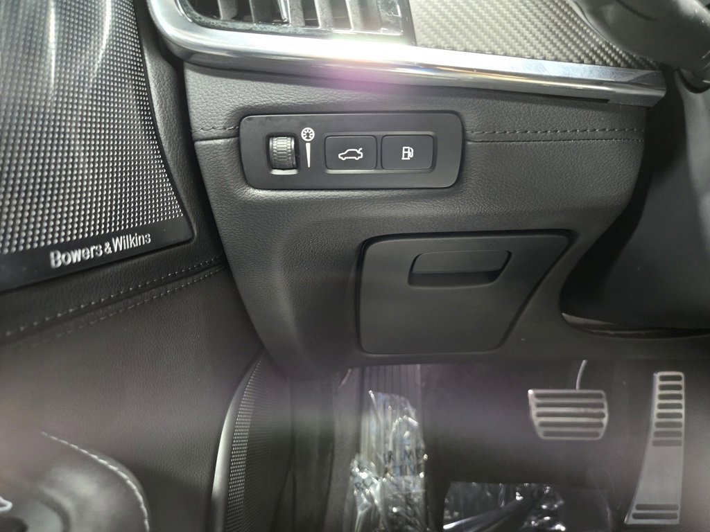 Used 2021 Polestar Polestar 1 Base image 15