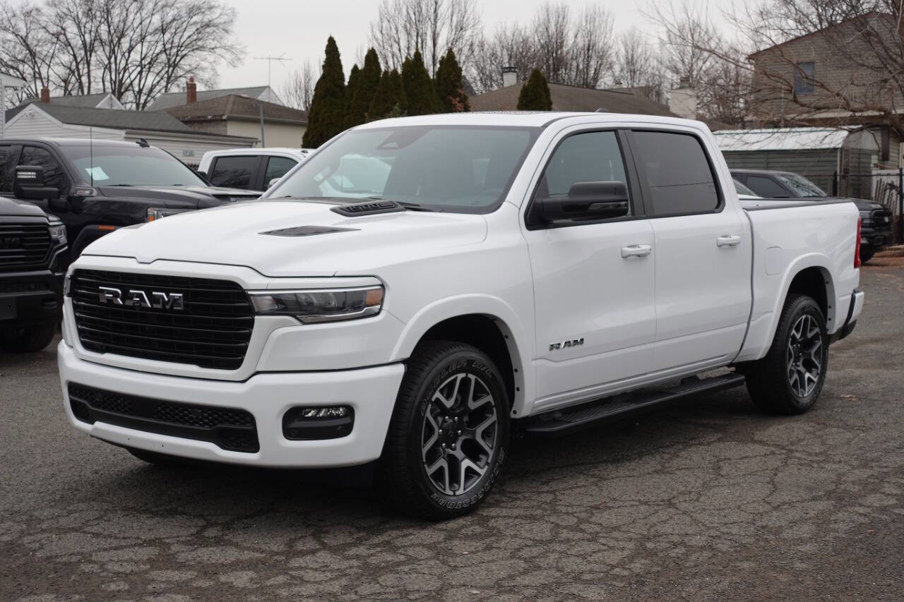 Used 2025 RAM 1500 Laramie w/ Sport Appearance Package AWD/4WD image 2