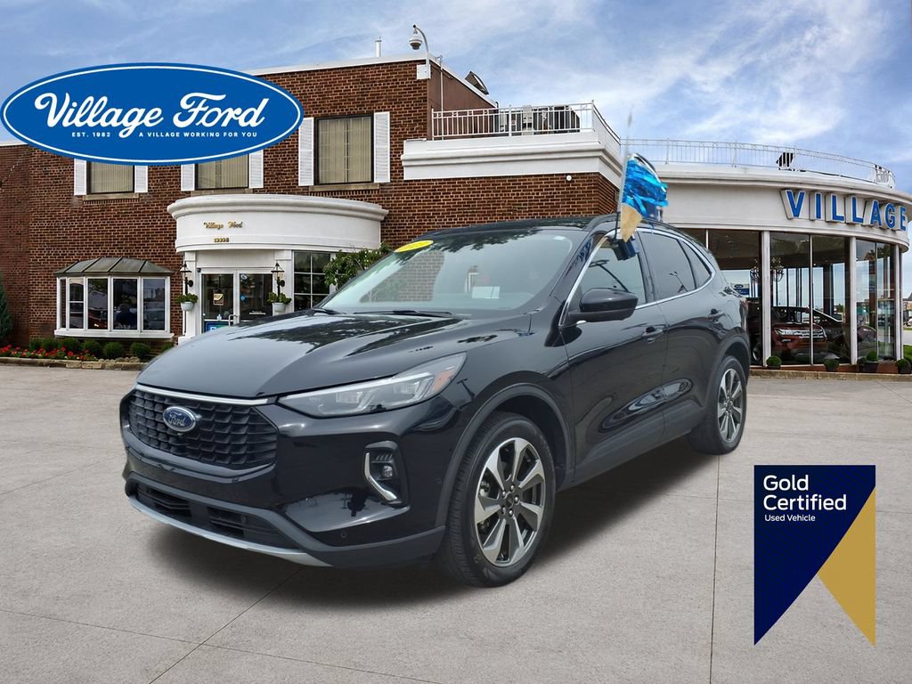Certified 2023 Ford Escape Platinum w/ Premium Technology Package AWD/4WD 360° Tour