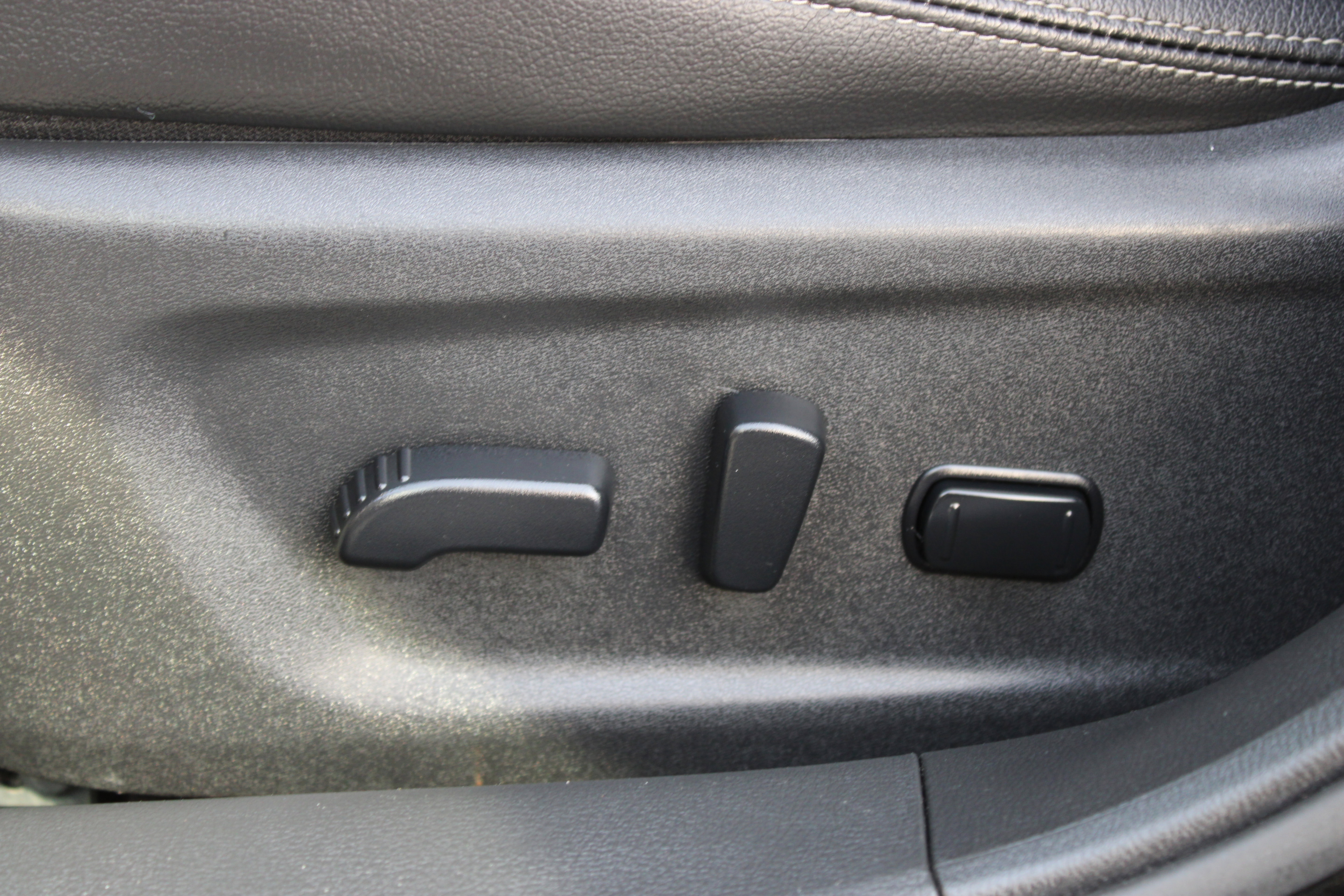 Certified 2021 Nissan Altima 2.5 Platinum image 33