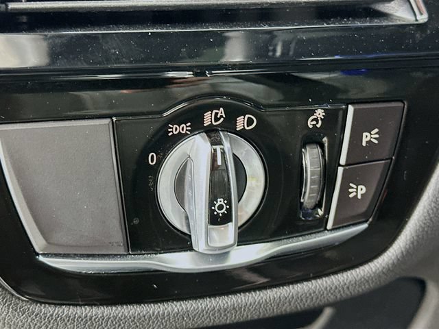 Used 2019 BMW M550i xDrive AWD/4WD image 24