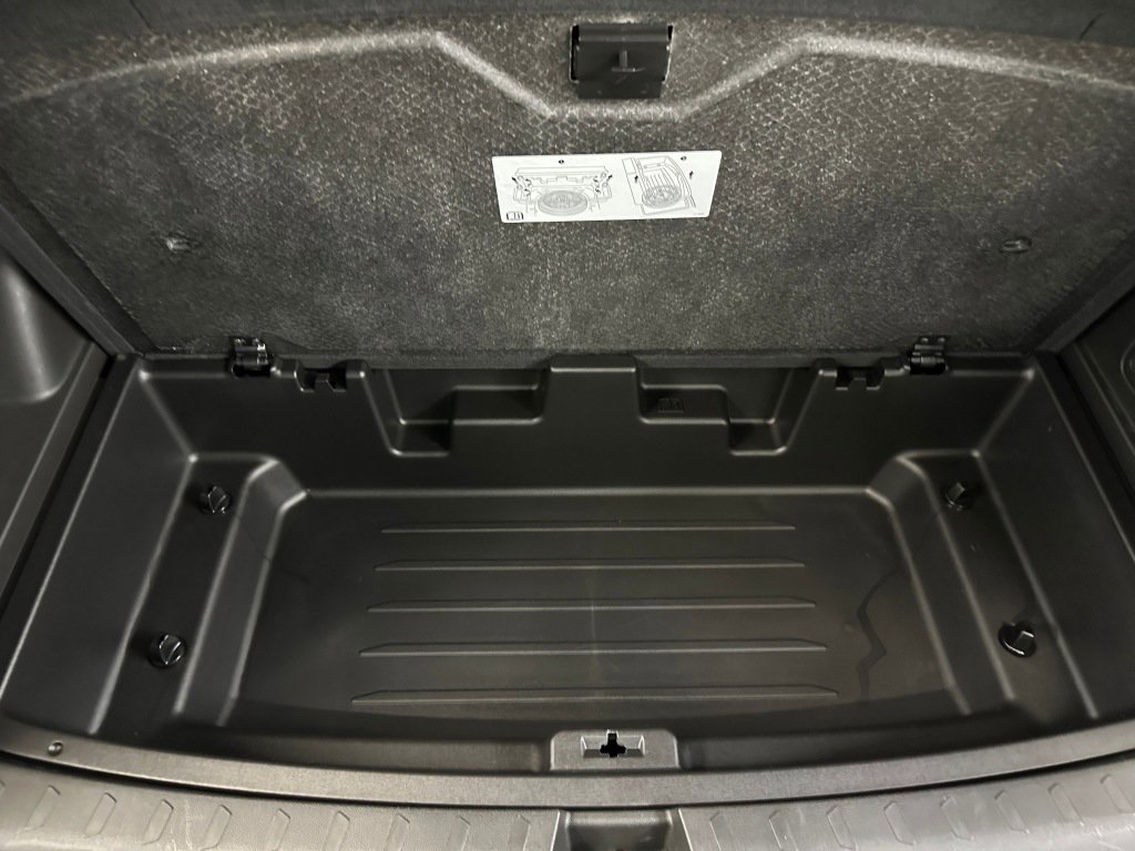 Certified 2023 Chevrolet Traverse LS image 23