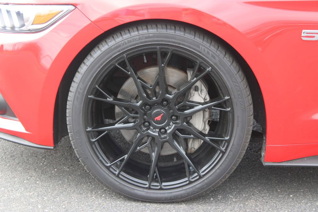 Used 2017 Ford Mustang GT image 19