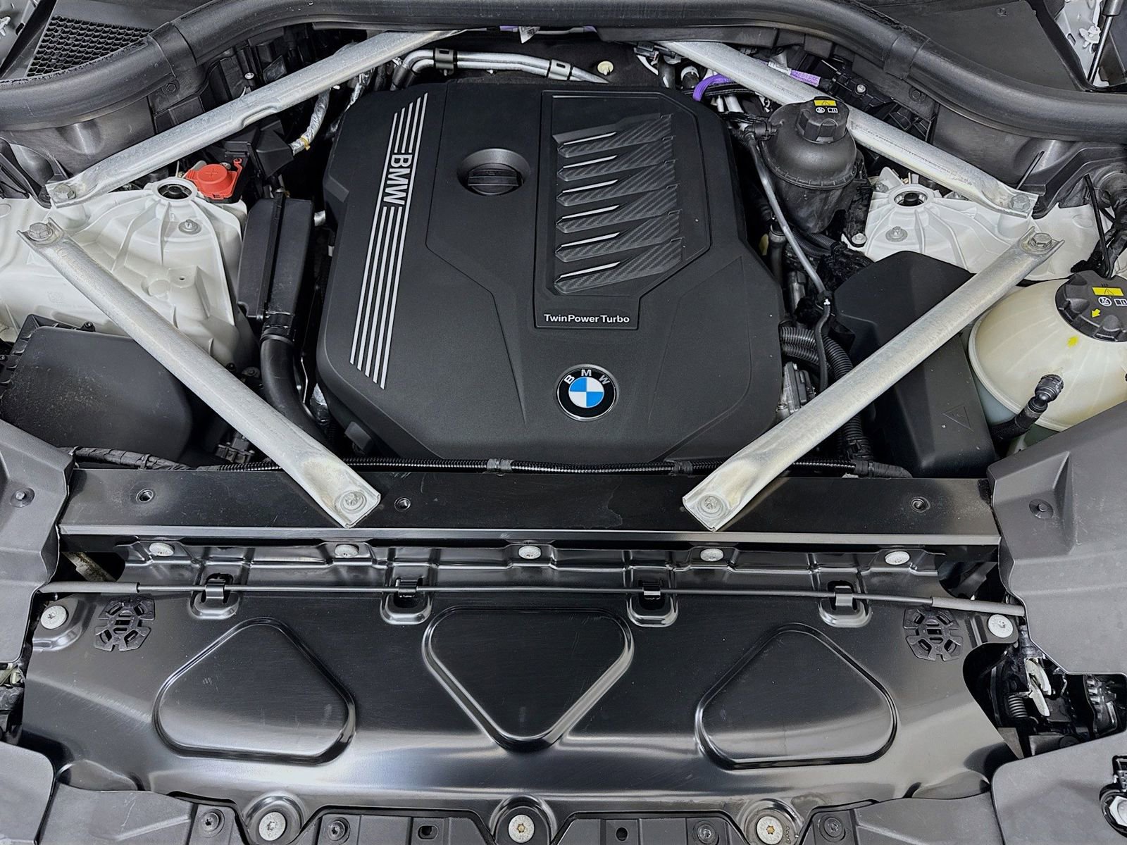 Used 2023 BMW X5 xDrive40i w/ Premium Package image 29