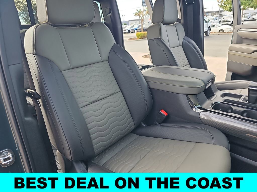 New 2026 Chevrolet Silverado 1500 ZR2 w/ Dark Appearance Package image 10