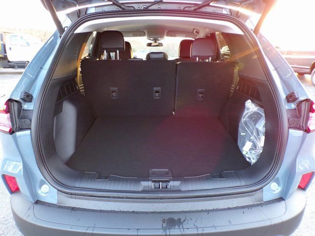 New 2026 Ford Escape SE w/ Class II Trailer Tow Package FWD image 7
