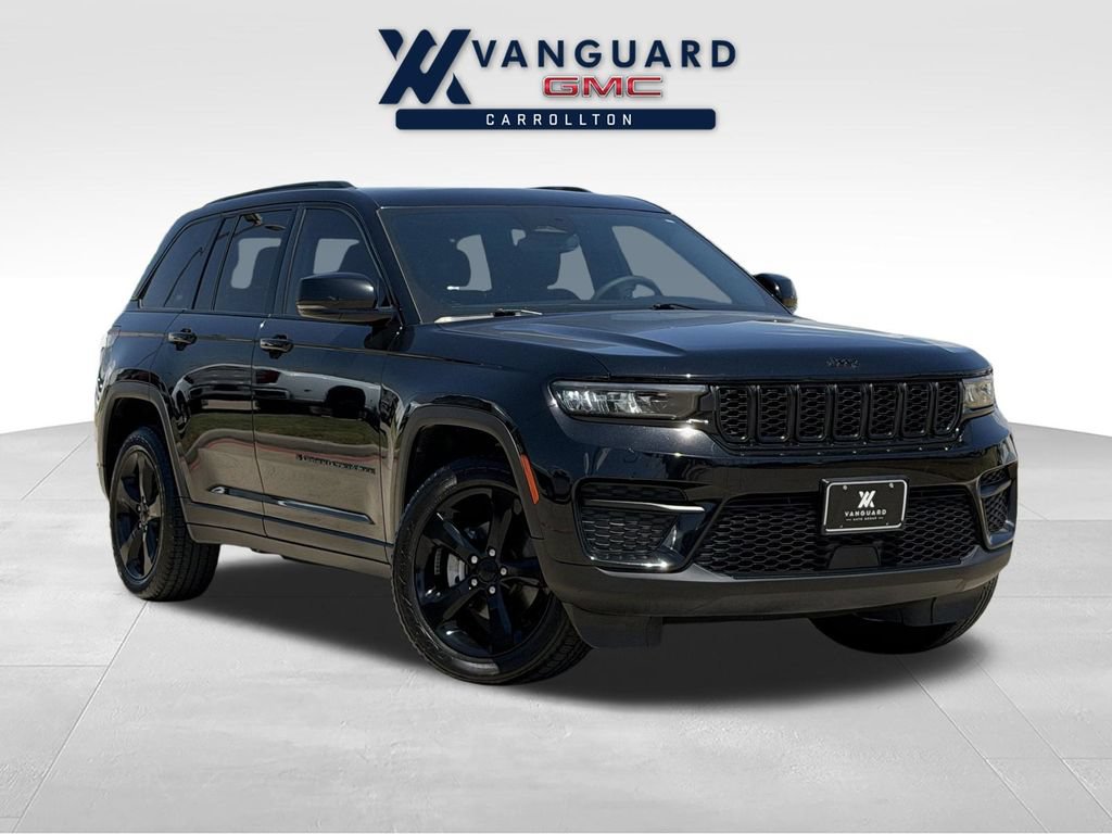 Used 2023 Jeep Grand Cherokee Altitude