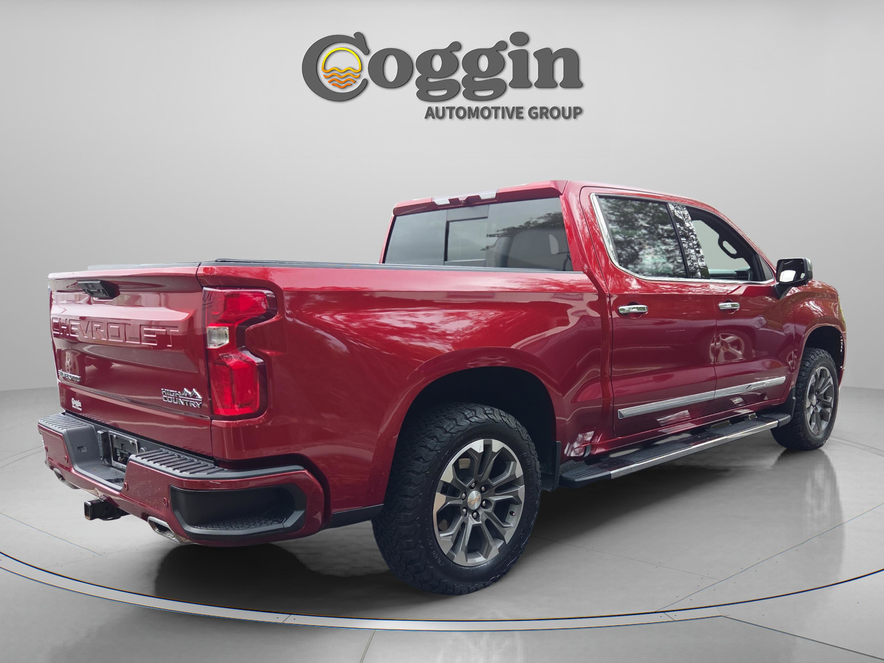 Certified 2023 Chevrolet Silverado 1500 High Country w/ Z71 Off-Road Package AWD/4WD image 5