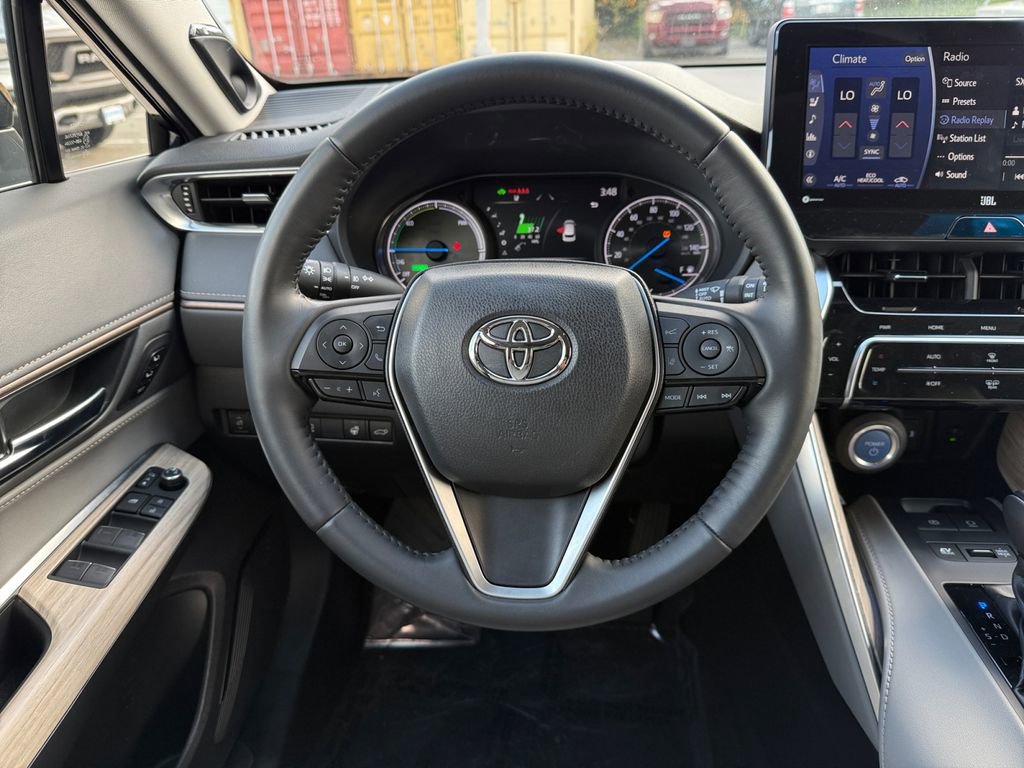 Used 2022 Toyota Venza Limited w/ Advanced Technology Package image 22