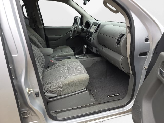 Used 2019 Nissan Frontier SV w/ Value Truck Package RWD image 34
