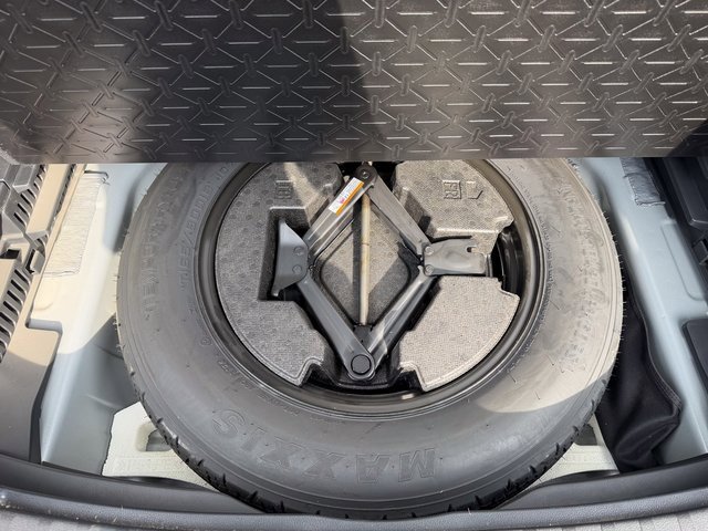 Used 2024 Toyota RAV4 XLE Premium image 20